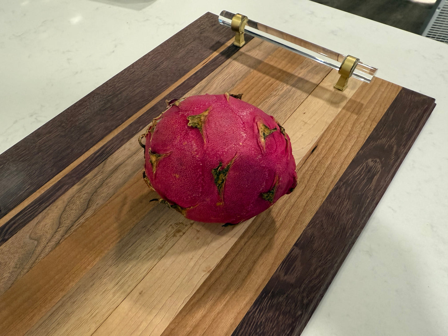 Country Roads dragon fruit live cutting