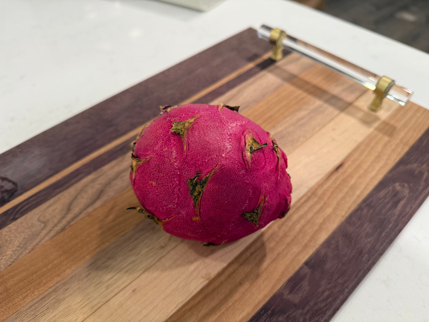 Country Roads dragon fruit live cutting