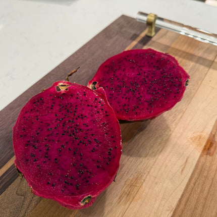 Country Roads dragon fruit live cutting