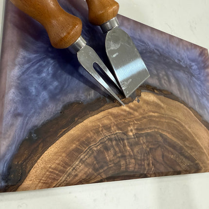 ✨ Premium Epoxy Resin & Black Walnut Charcuterie Board (11” × 7” × 1⅛”)
