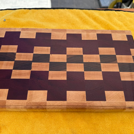 Premium End‑Grain Cutting Board — Handmade Hardwood Mosaic