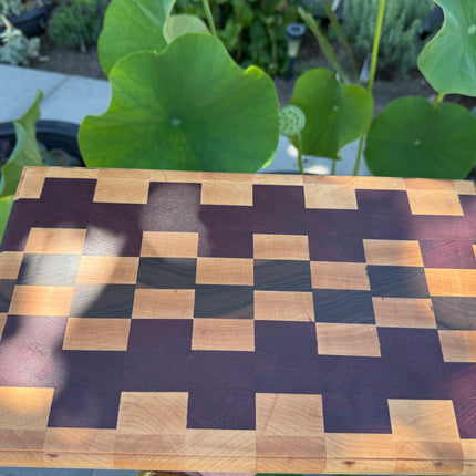 Premium End‑Grain Cutting Board — Handmade Hardwood Mosaic