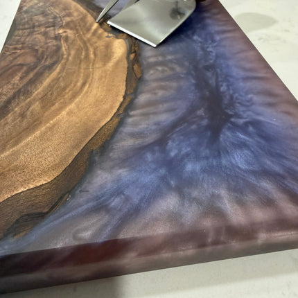 ✨ Premium Epoxy Resin & Black Walnut Charcuterie Board (11” × 7” × 1⅛”)