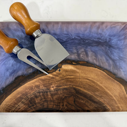 ✨ Premium Epoxy Resin & Black Walnut Charcuterie Board (11” × 7” × 1⅛”)