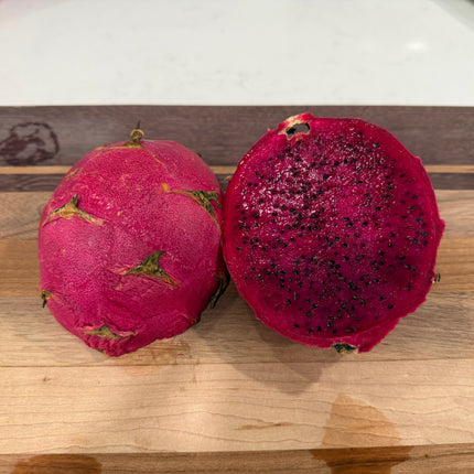 Country Roads dragon fruit live cutting