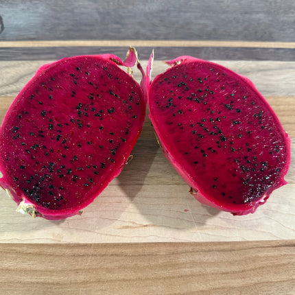 Valdivia Roja Dragon Fruit live plants and cuttings