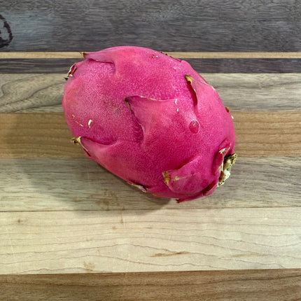 Valdivia Roja Dragon Fruit live plants and cuttings