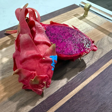 LaVern Red dragon fruit live cuttings 12"