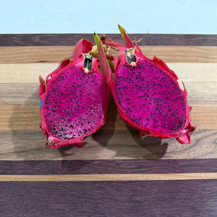 LaVern Red dragon fruit live cuttings 12"