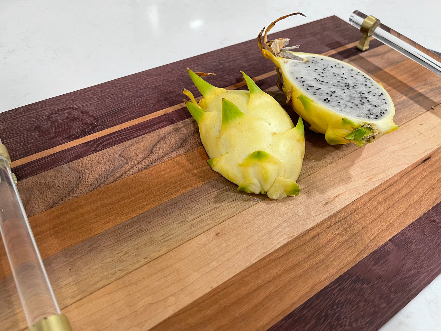 ISIS  Gold / Australian Gold dragon fruit cutting (12" or longer)